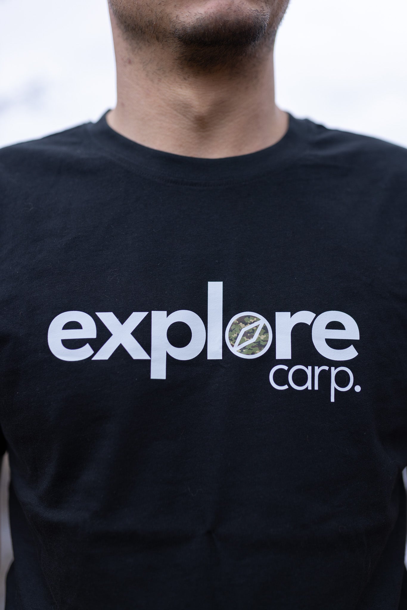 Explore Carp Camo T-Shirt grau & schwarz RESTBESTAND